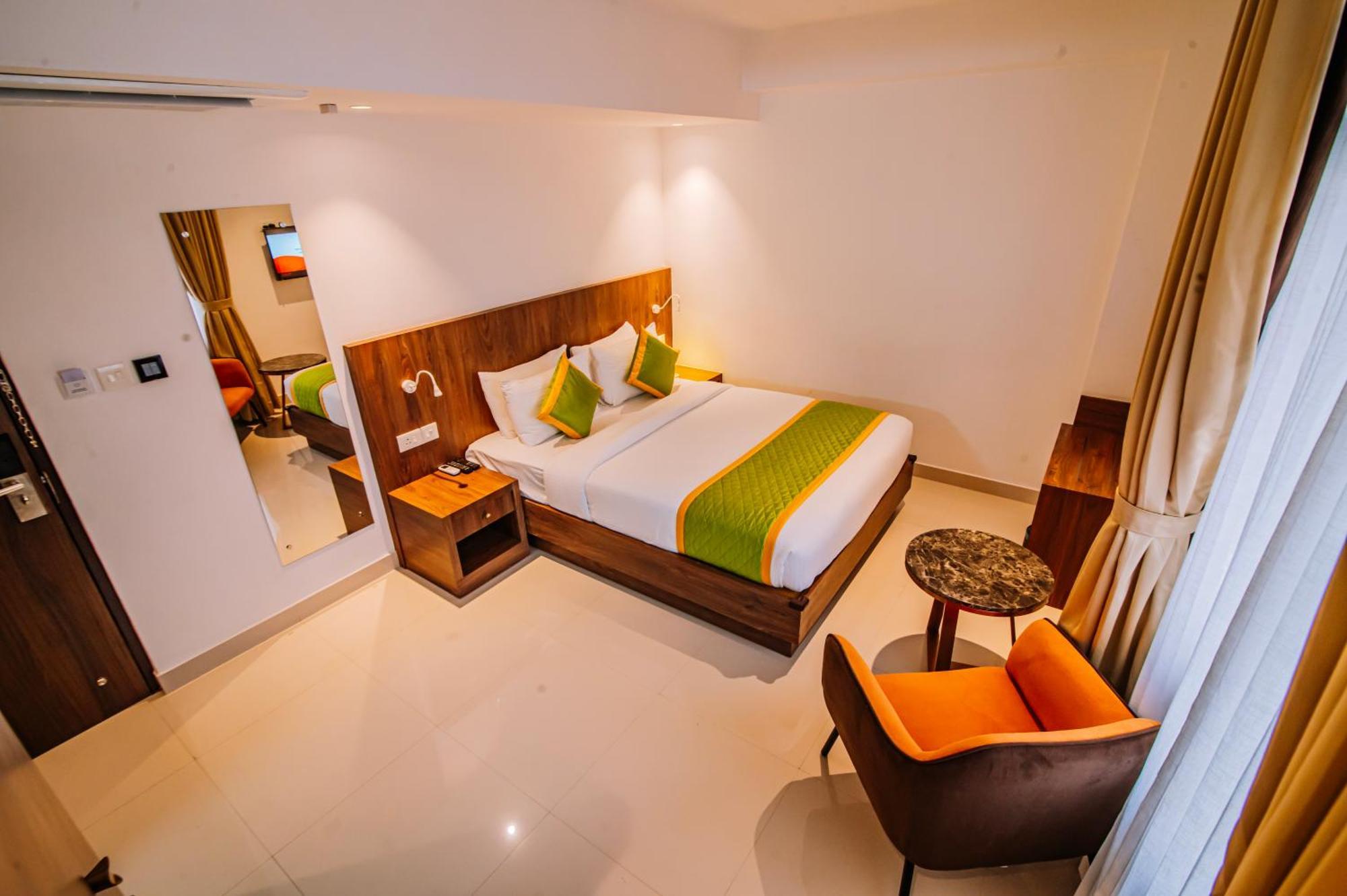 Hotel Seven Lights Kochi Dış mekan fotoğraf